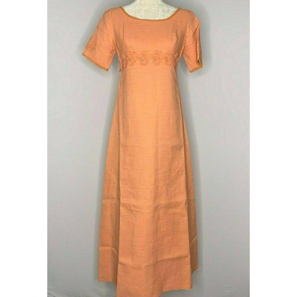 Vintageย 60s Evening Maxi DressโSโPeachโTextured